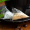 Boite distributrice de sucre de canne Bio blanc & brun, emballage compostable – 480 buchettes – 1,9 kg