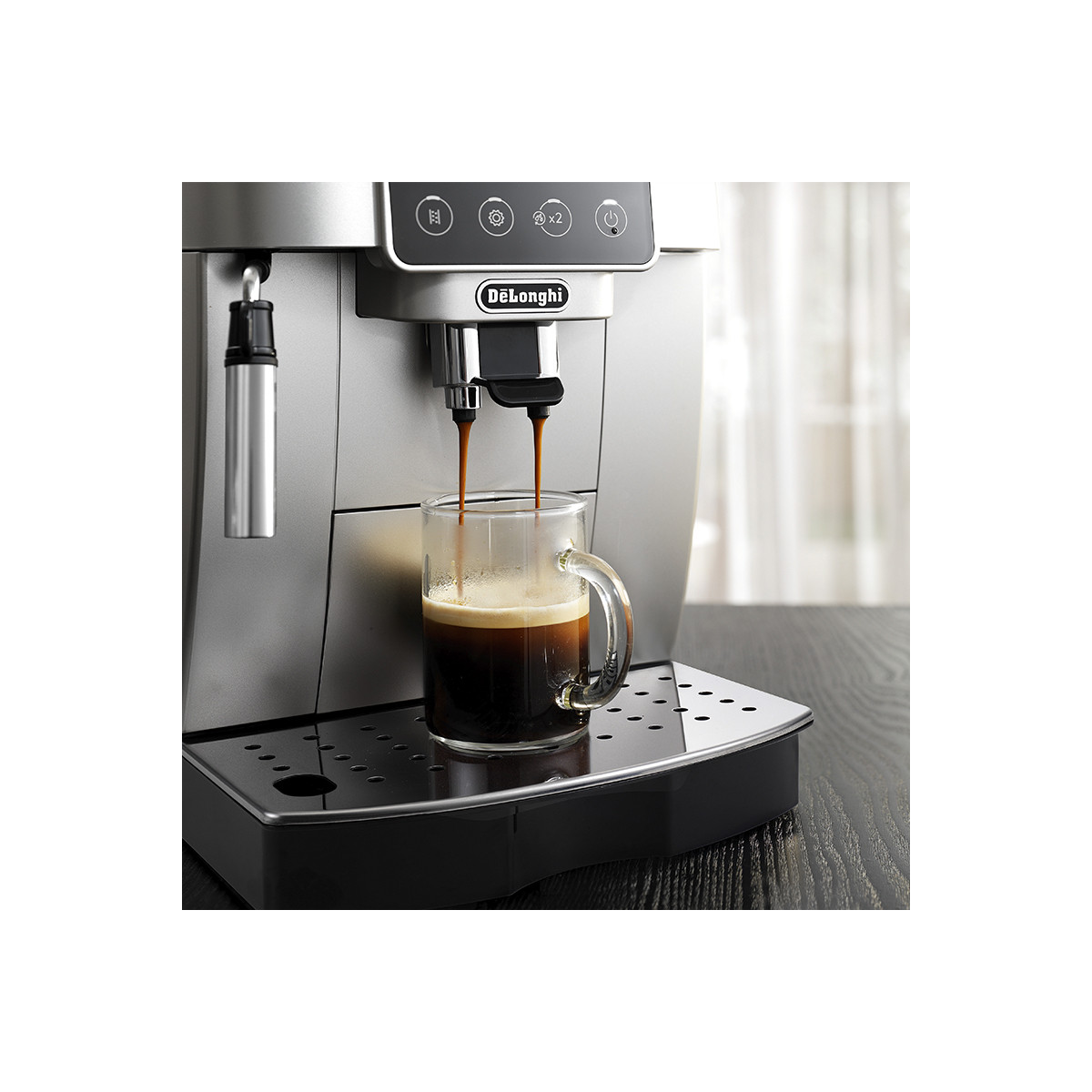 On a testé la machine à café 'Magnifica Start' de De'Longhi - Déco