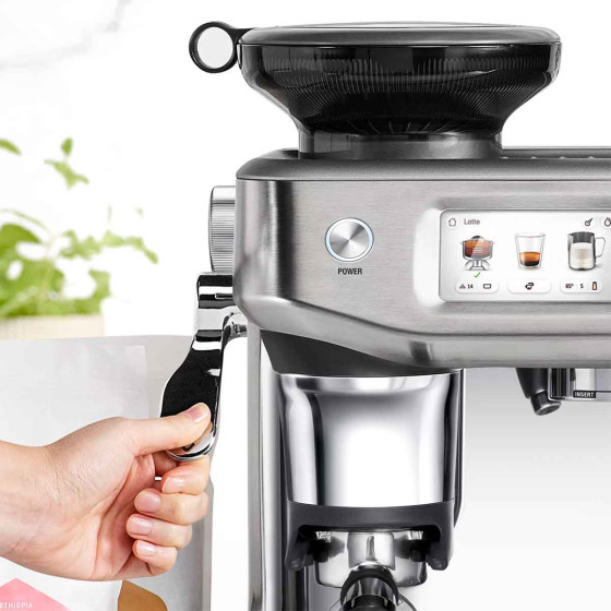 Machine à café en grains Sage Barista Touch Impress Truffe Noire